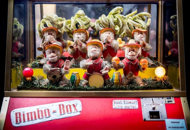 Bimbo box